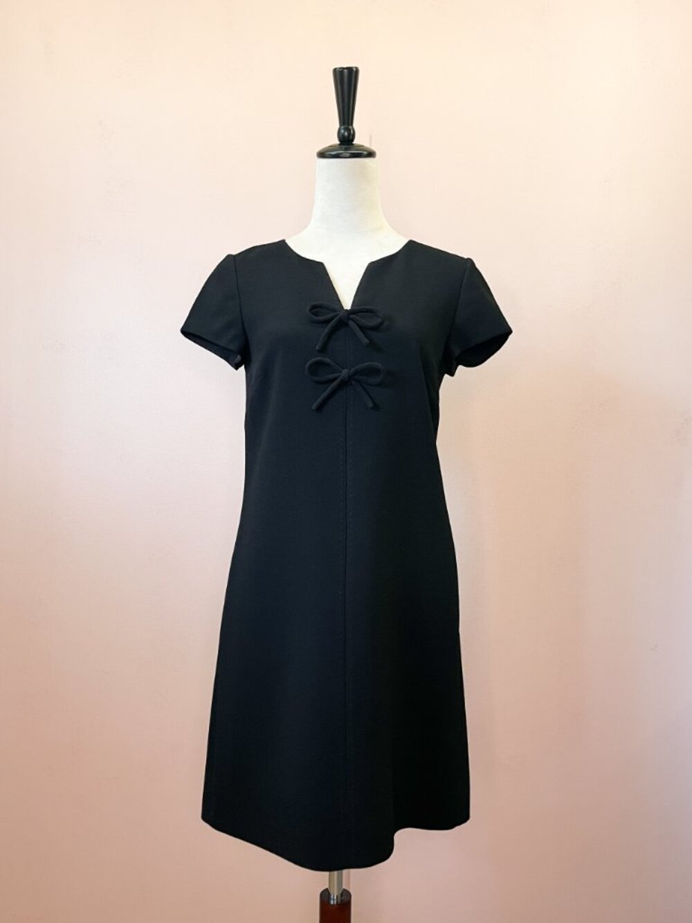J. Crew Black Narrow V-Neck Short Sleeve Bow Presentation Shift Dress Size 0